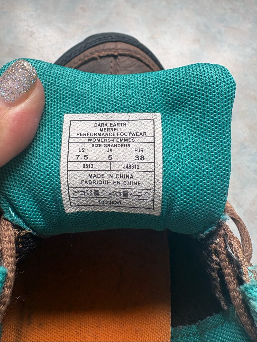 Women’s Merrell size 7.5, Brown Leather Hiking Shoes with Teal Mesh Tongue - Picture 8 of 10